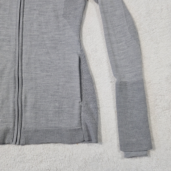 Lululemon Sweater Womens 8 Gray 100% Merino Wool Full Zip Jacket Knit Athletic - Picture 2 of 9